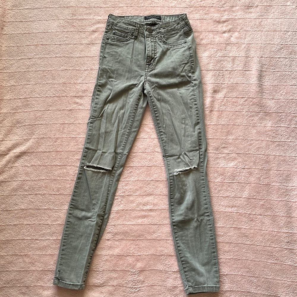 Aeropostale High Waisted Ankle Jegging